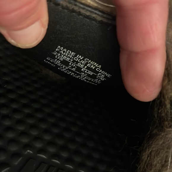 NIKE FUR SLIDES Black and Brown Size 10 - Picture 4 of 6